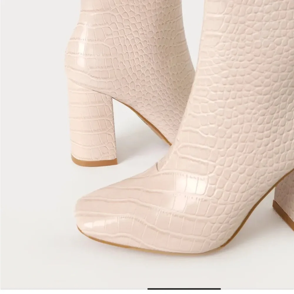 New Lulus My Generation Pale Pink Crocodile High Heel Mid-Calf Boots Size 11